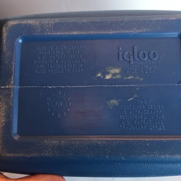 Igloo Minimate Cooler - Picture 4 of 8